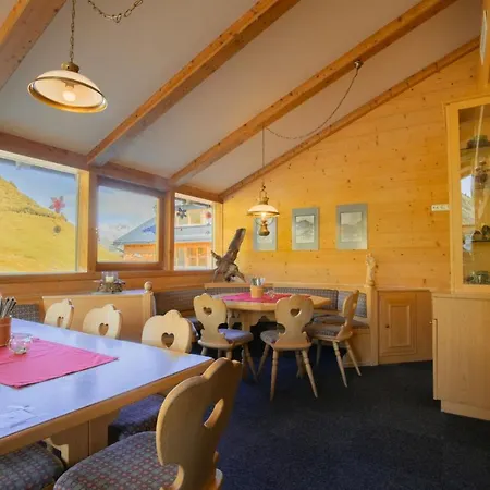 Appartement Lari Fari Faschina